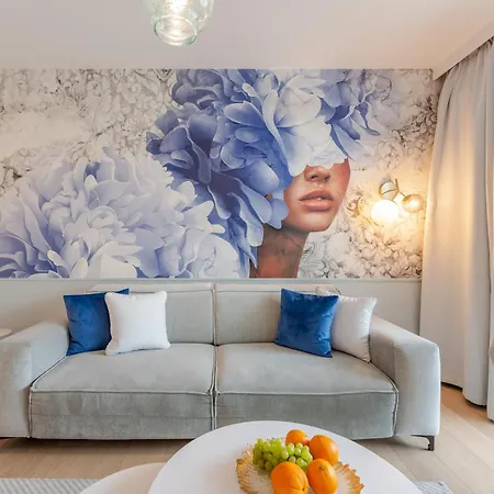 Casablanca B012-parking Basen Silownia Bawialnia W Cenie -polanki Aqua-holiday