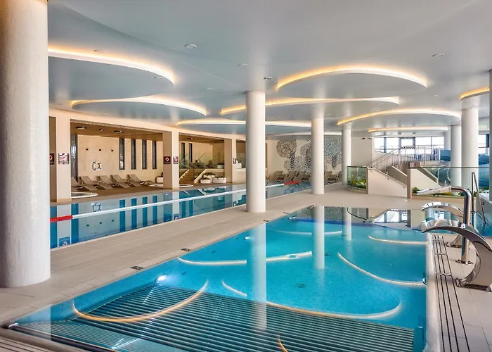 Casablanca B012-parking Basen Silownia Bawialnia W Cenie -polanki Aqua-holiday Kołobrzeg